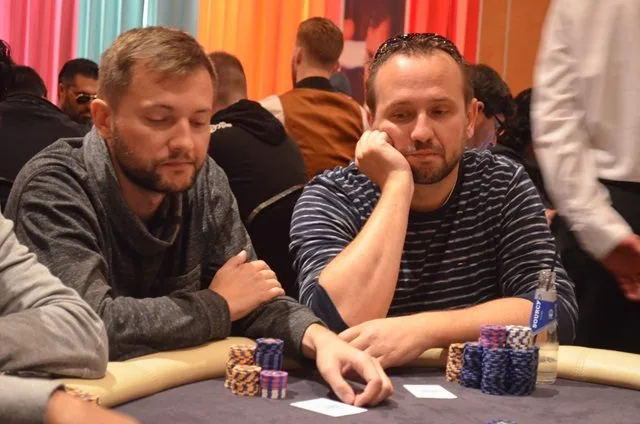 Mrakes & Van den Assem | 2016/07 - Utrecht Poker Series - €700 NLHE Main Event 
